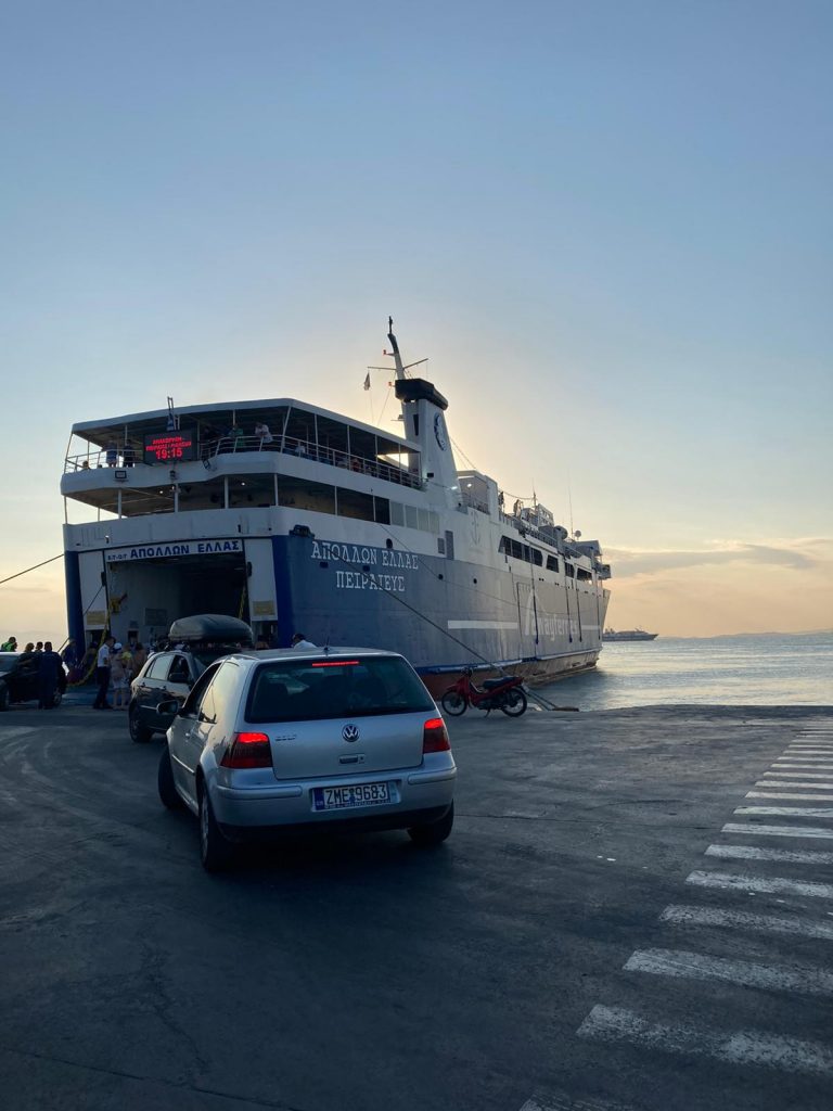 Insula-Eghina-ferry