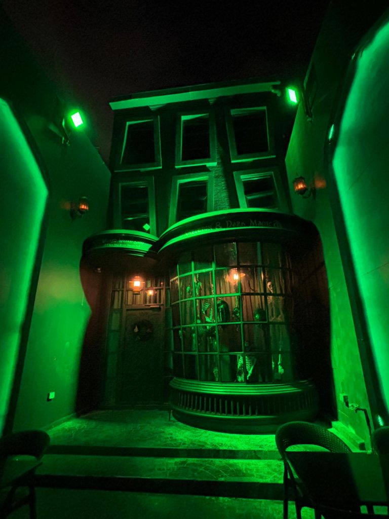 phuket thailanda phuket town harry potter bar