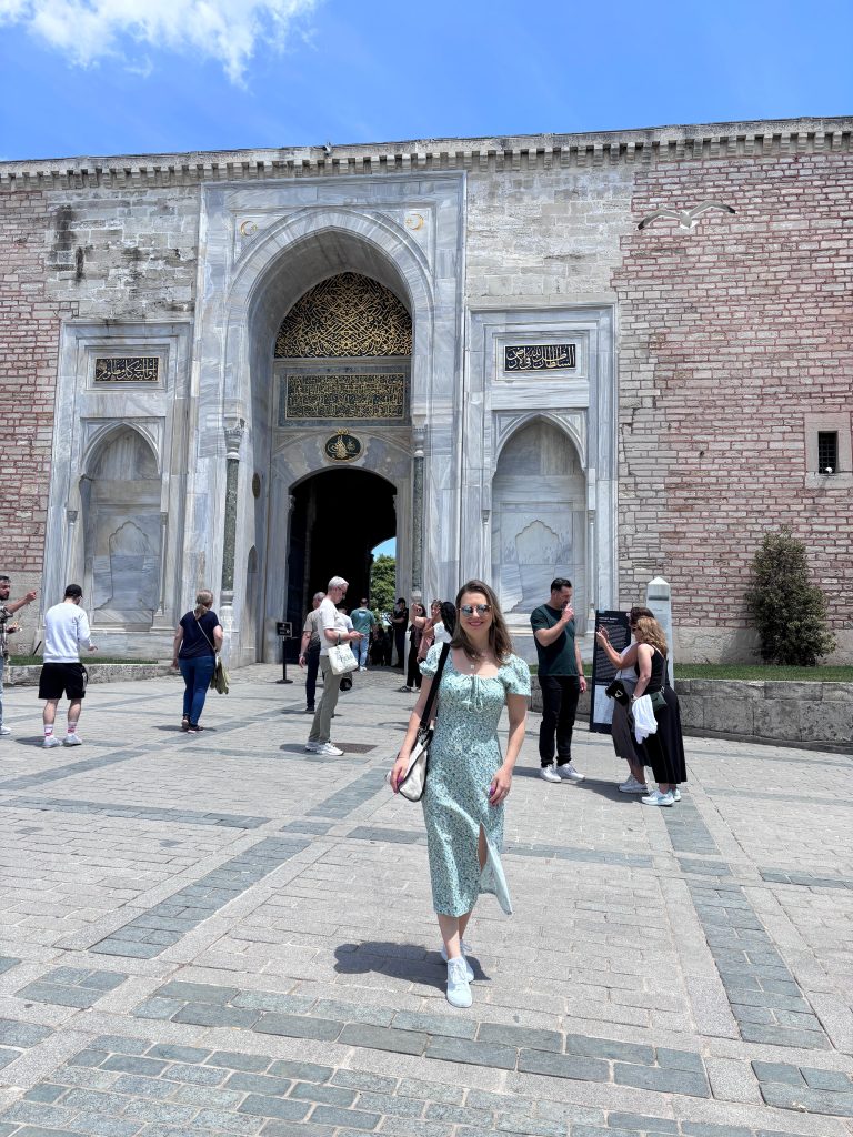 ce faci in istanbul palatul topkapi