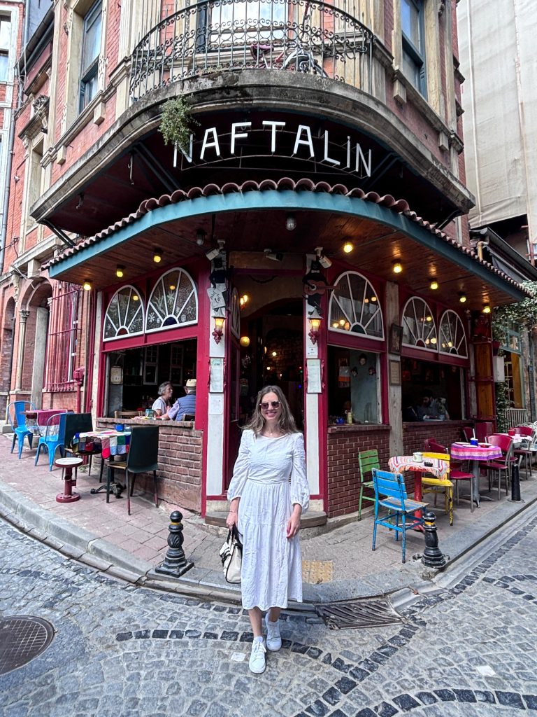 unde mancam in balat istanbul